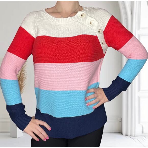St. John's Bay Sweaters - NWT St John’s Bay Colorblock Sweater with button accents - Sz Small
